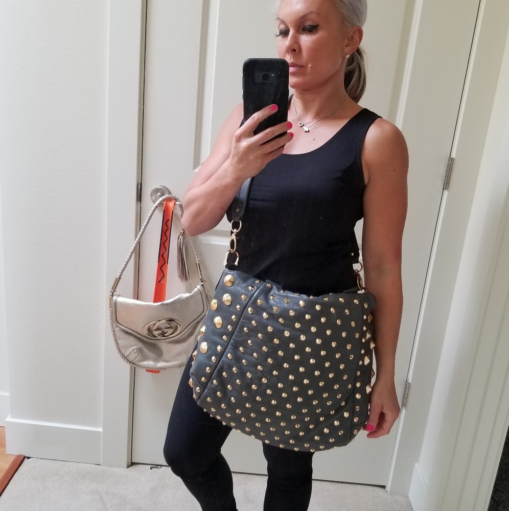 STUNNER  **A L E R T** Be&D Crossbody/Shoulder Bag